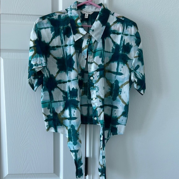 Banana Republic Other - Banana Republic Blue and White Button Down Shirt with Tropical Print